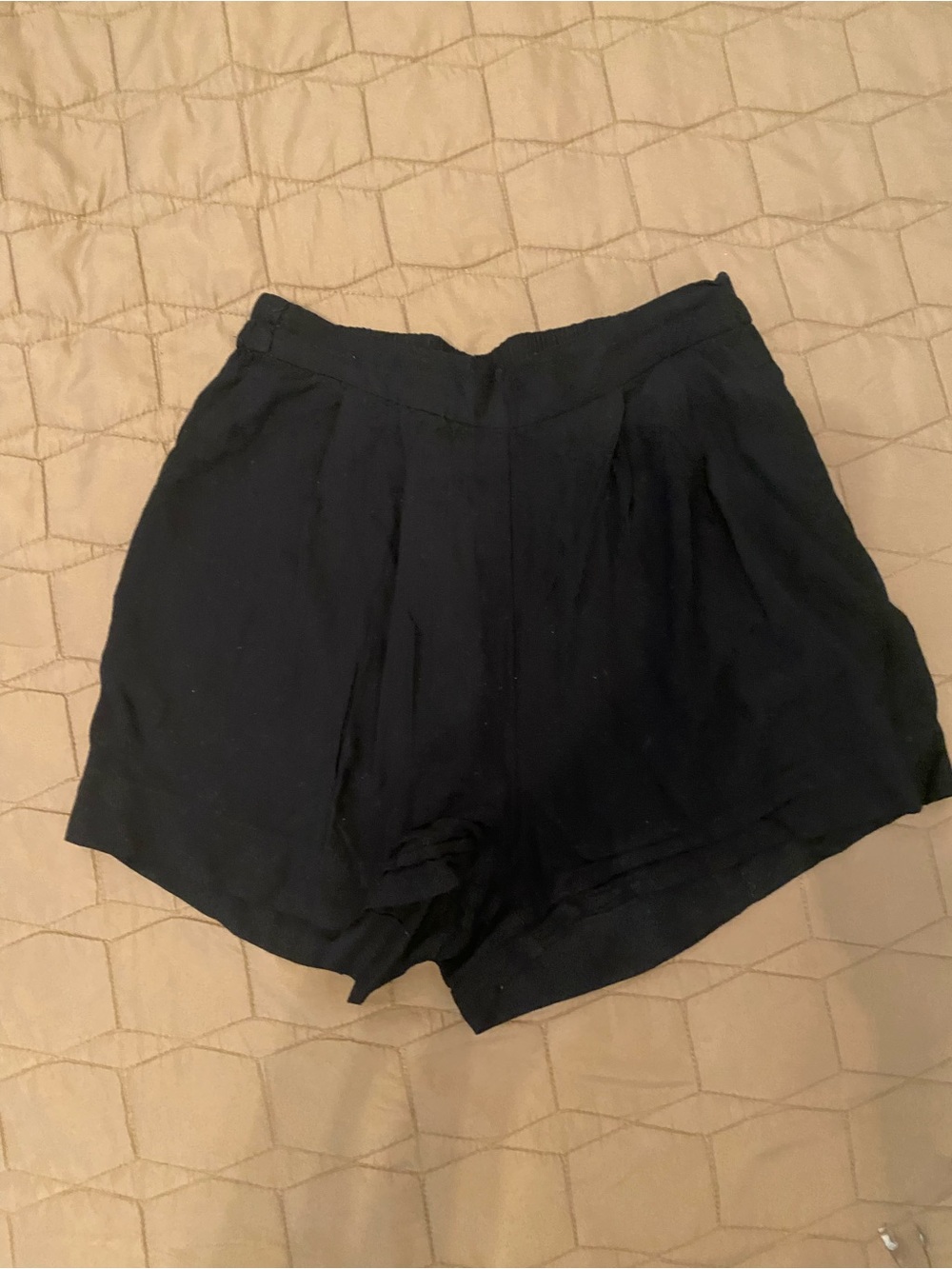 H&M size 2 Black Pleated Shorts